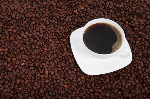 Estudo afirma que café reduz o risco de problemas no fígado
