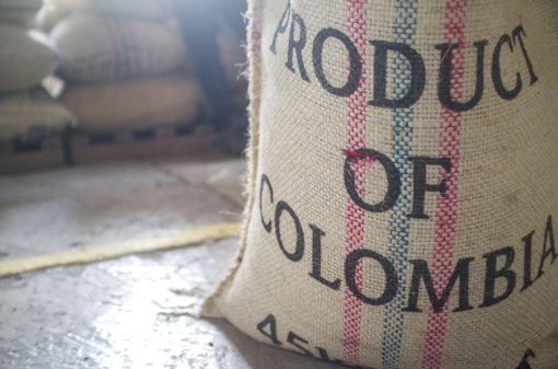 Violações de contratos de café na Colômbia chegam a 20%, aponta levantamento